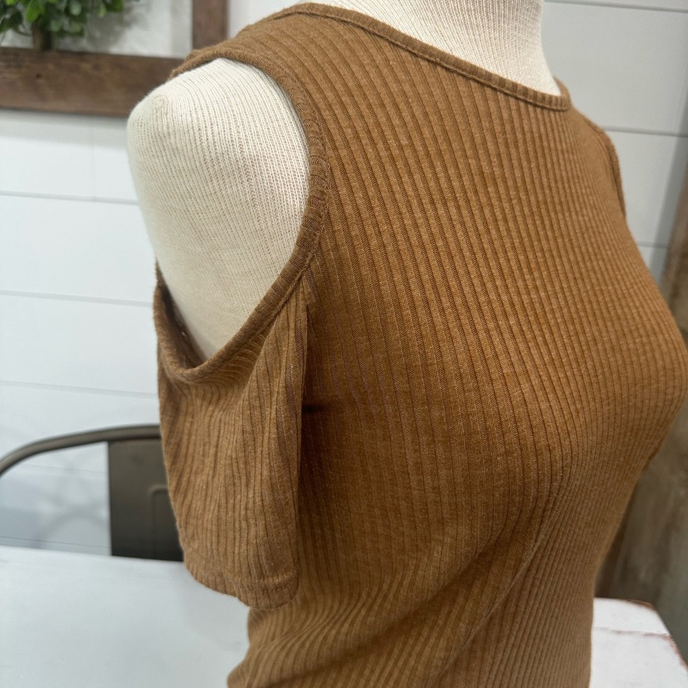 Topshop shirt top - size 8 small - shoulder